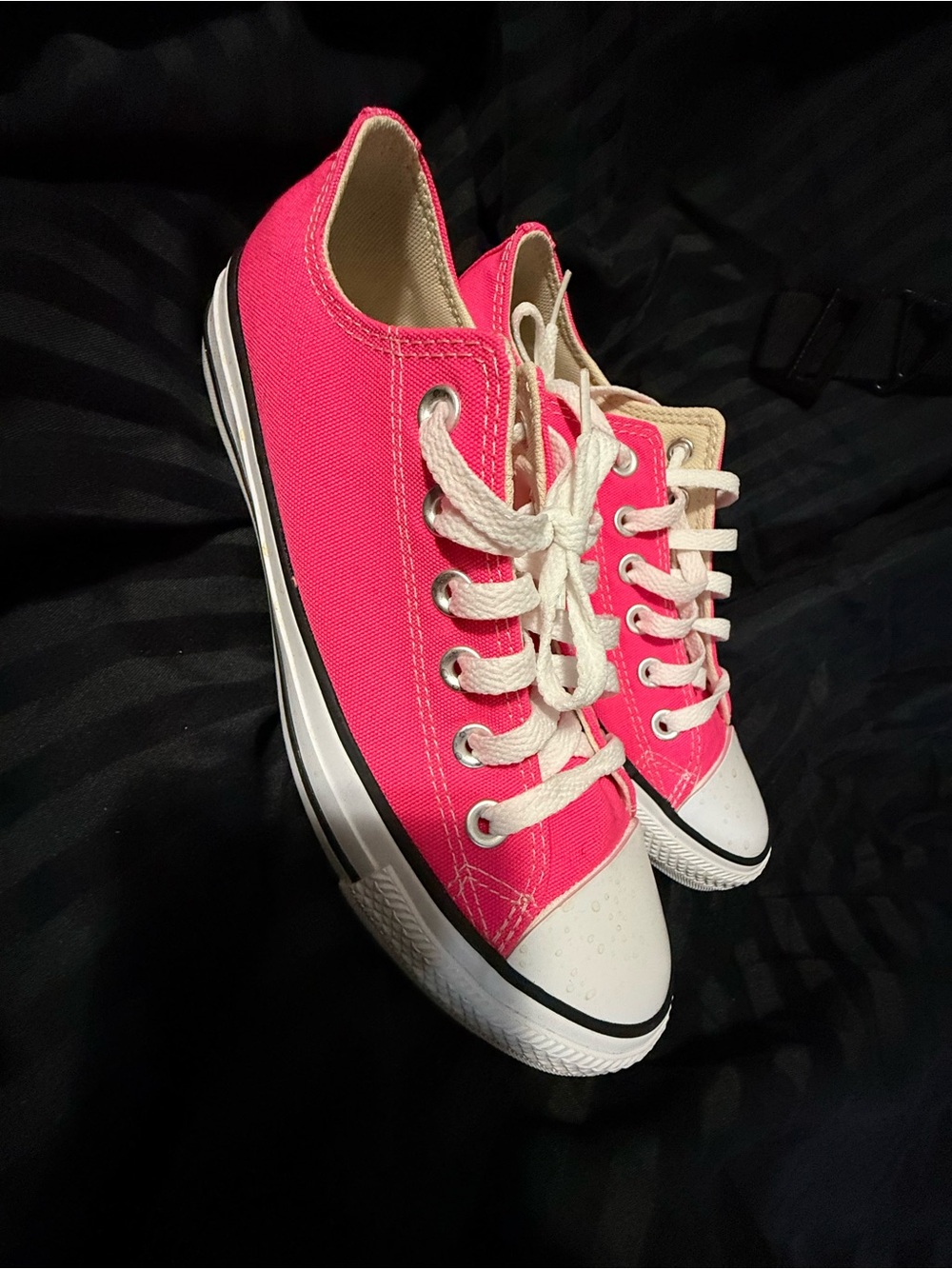 Converse Chuck Taylor All Star Neon Pink Low Top Shoes Womens 8 Mens 6 With Box